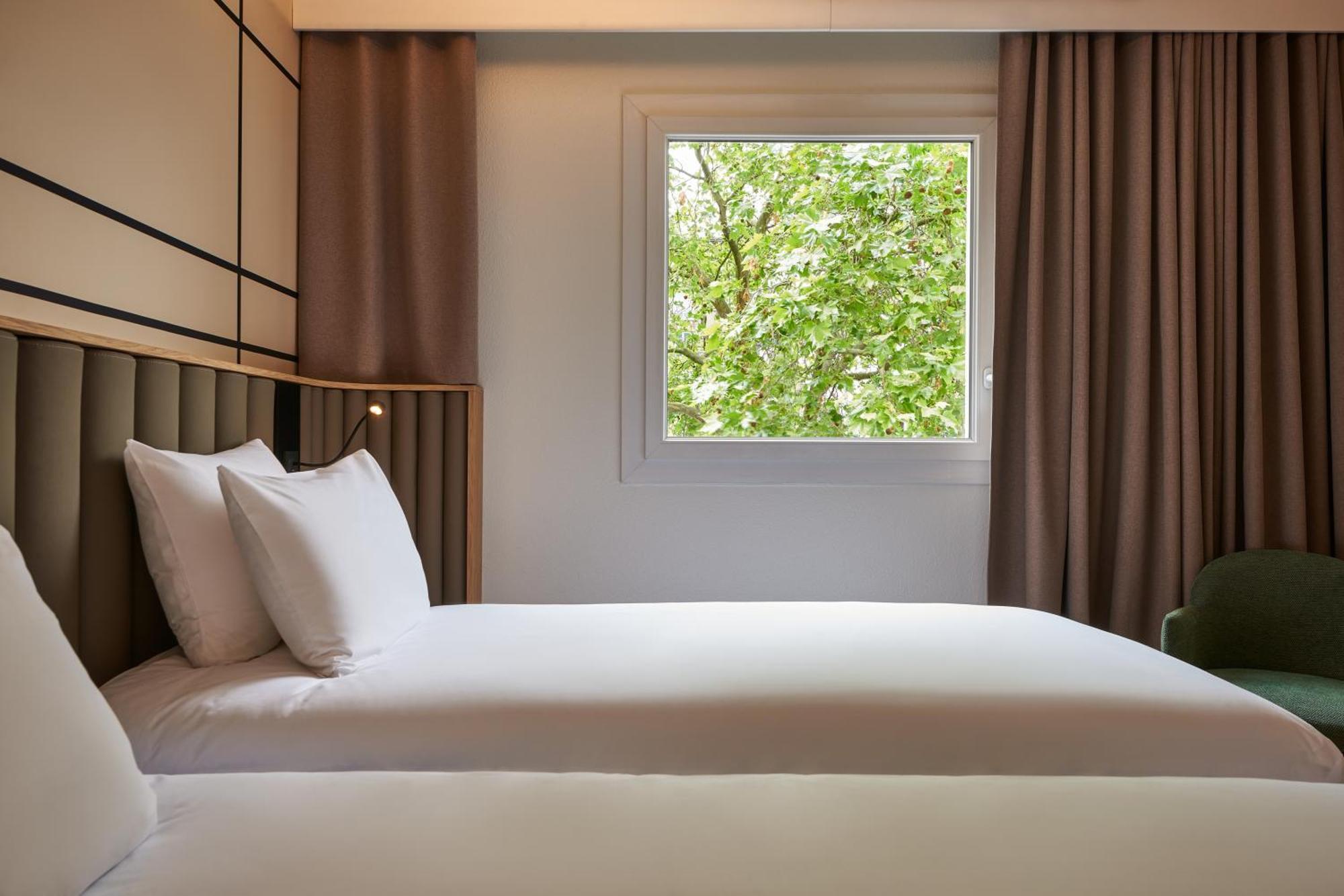 Mercure Paris