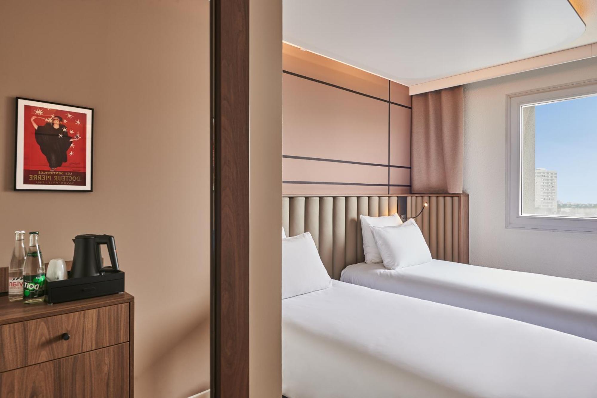 Mercure Paris Hotel 4*